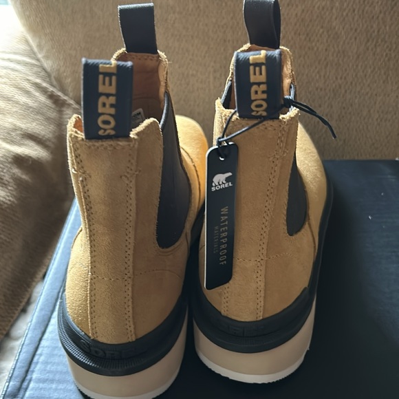 NIB SOREL Hi-Line Chelsea boot - Picture 5 of 7